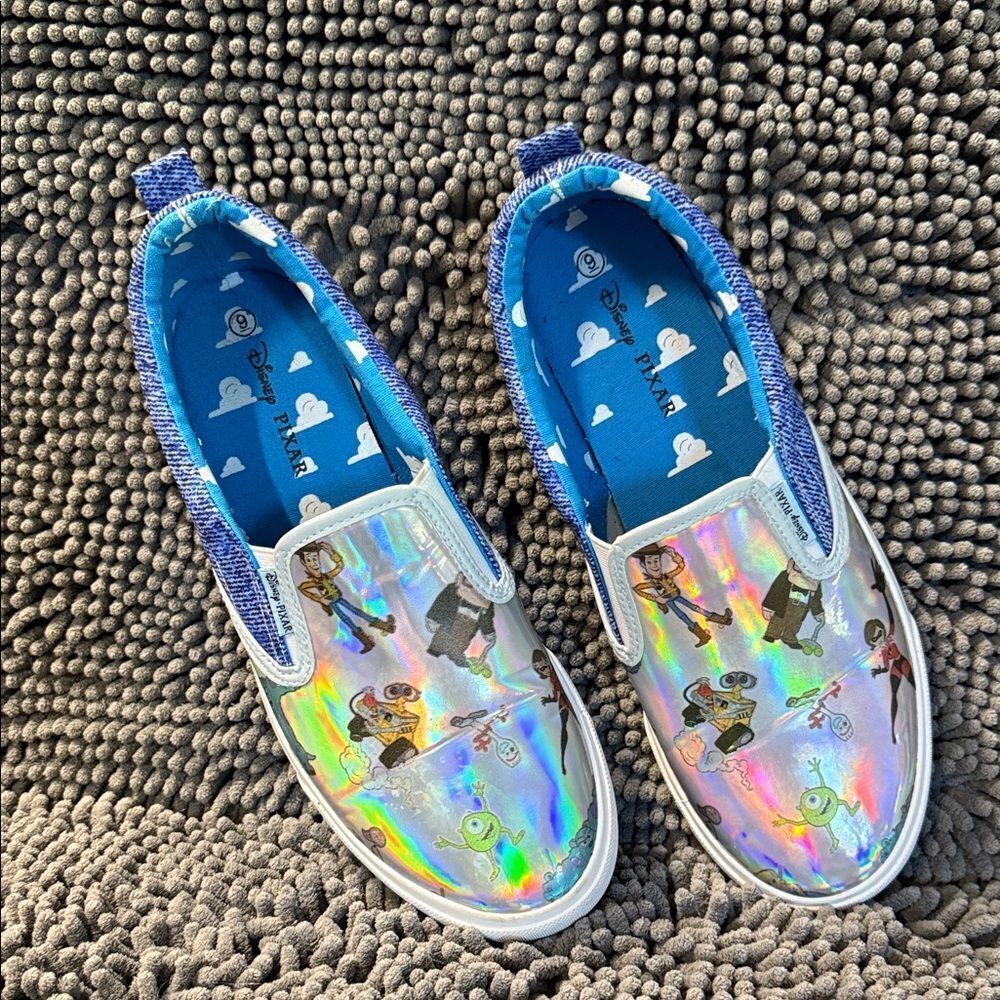 Holographic Character Slip-On Sneakers - Blue and Silver
